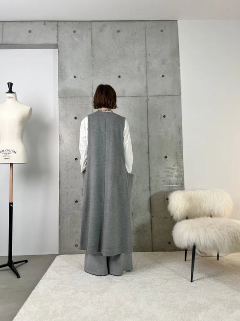 NOBLE lamb wool jilet